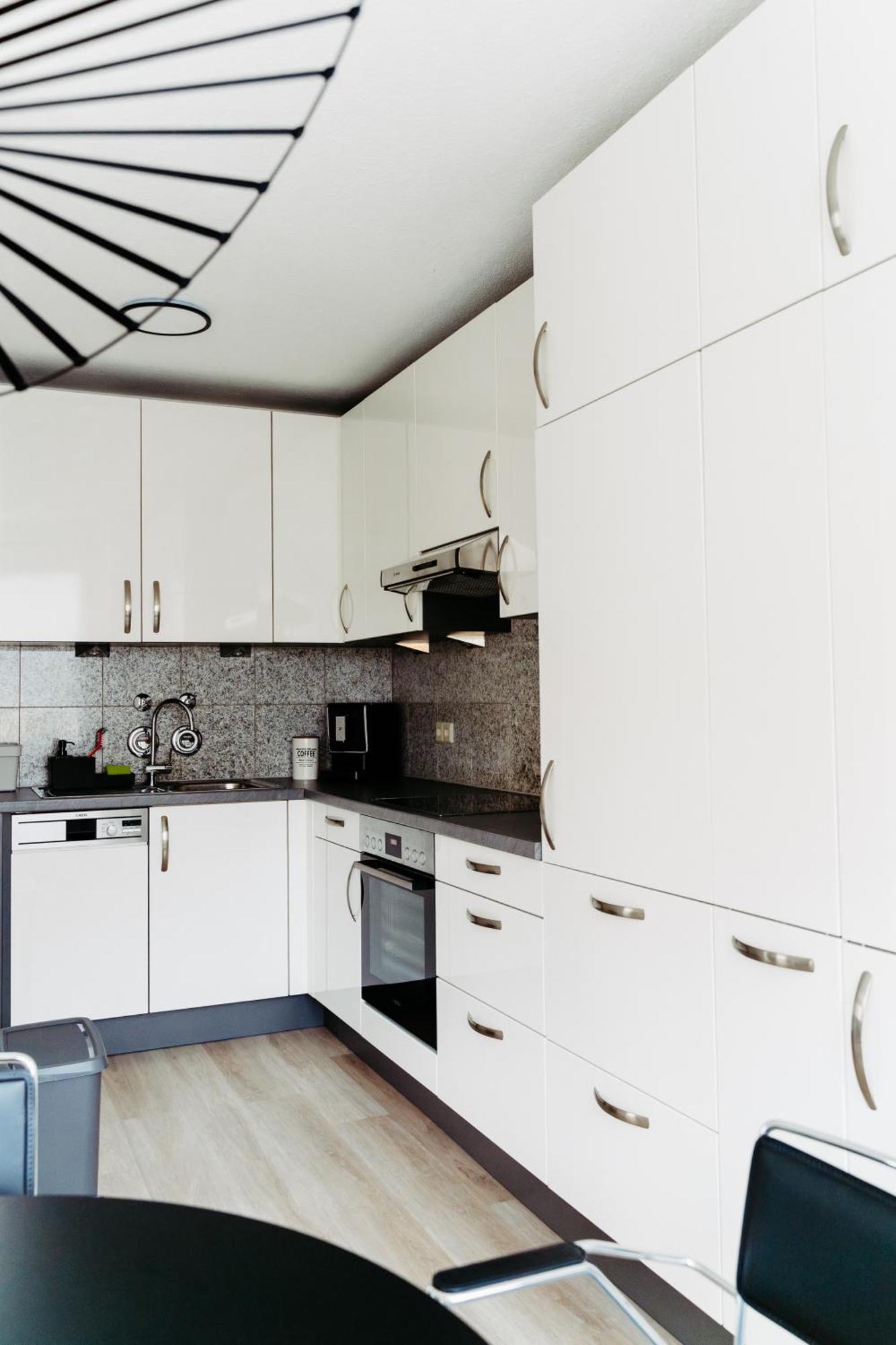 Lubu Stay Central, Cozy, With Workspace And Parking Ludwigsburg Exterior photo